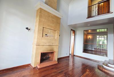 4 Bed House with En Suite in Runda - 3