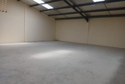 7,271 ft² Warehouse in Ruaraka - 4