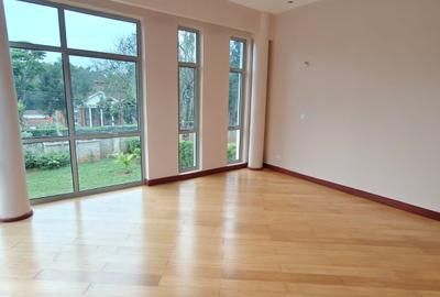 5 Bed Villa with En Suite in Karen
