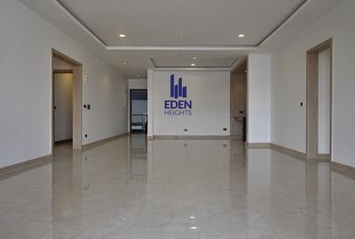 4 Bed Apartment with En Suite in Spring Valley