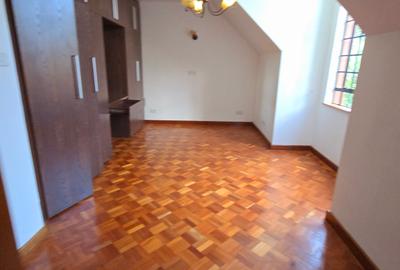 4 Bed Townhouse with En Suite at Lavington Green - 4