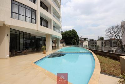 2 Bed Apartment with En Suite at Lantana Road - 3