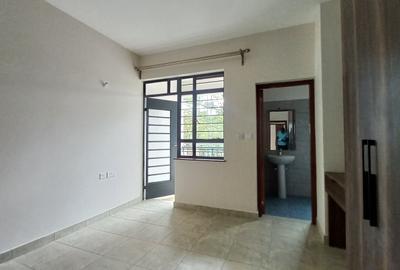 2 Bed Apartment with En Suite in Mlolongo - 4