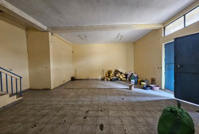 3,500 ft² Warehouse with Backup Generator in Industrial Area - 3