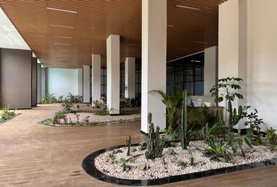 Serviced 2 Bed Apartment with En Suite in Riverside - 2