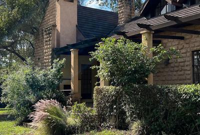 5 Bed House with En Suite at Hardy Area