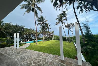 5 Bed House with En Suite in Malindi - 3