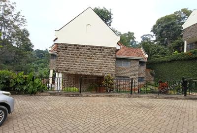4 Bed House with En Suite in Thigiri