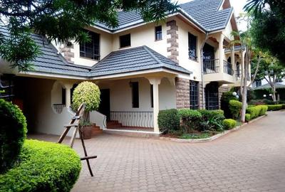 5 Bed Townhouse with En Suite in Kileleshwa