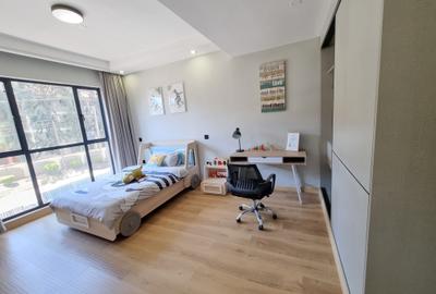 Serviced 2 Bed Apartment with En Suite at Westlands