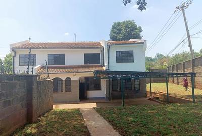 5 Bed Villa with En Suite in Lavington