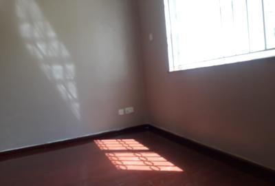 2 Bed Apartment with En Suite in Lavington