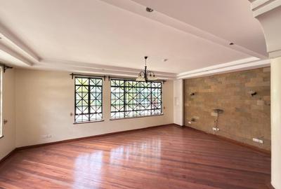 5 Bed Townhouse with En Suite at Kileleshwa - 3