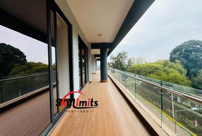 4 Bed Apartment with En Suite at Spring Valley
