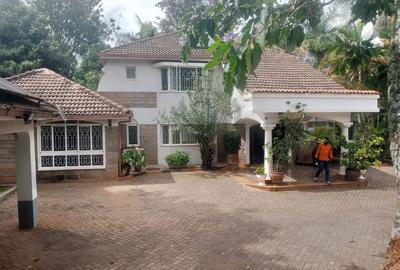 Commercial Property with Parking in Gigiri