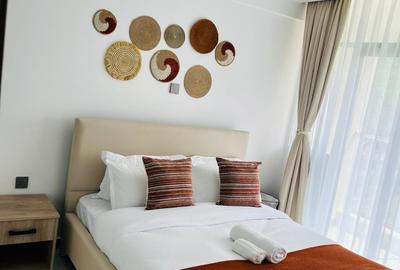 Serviced 1 Bed Apartment with En Suite in Westlands Area - 3