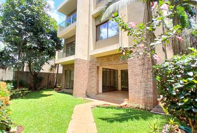 5 Bed Townhouse with En Suite at Lavington - 2