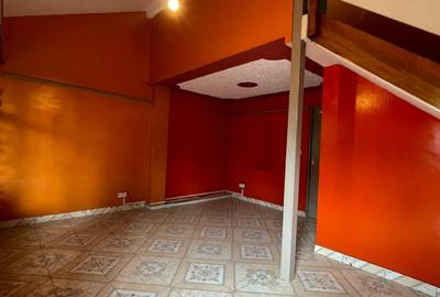 3 Bed House in Buruburu - 4