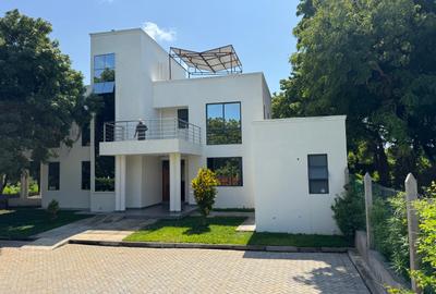 4 Bed House with En Suite in Vipingo - 3