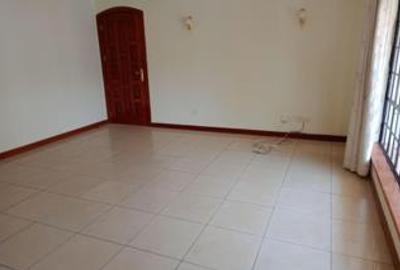3 Bed Apartment with En Suite at School Lane