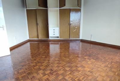 2 Bed Apartment with En Suite in Kileleshwa