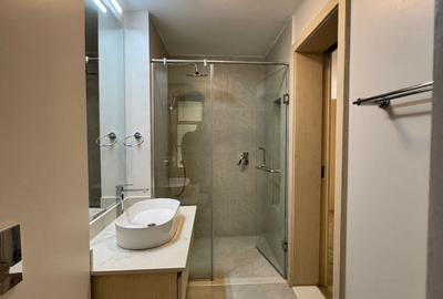 6 Bed Townhouse with En Suite in Lavington - 3