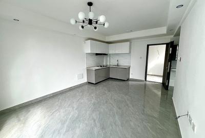 1 Bed Apartment with En Suite in Westlands Area - 3