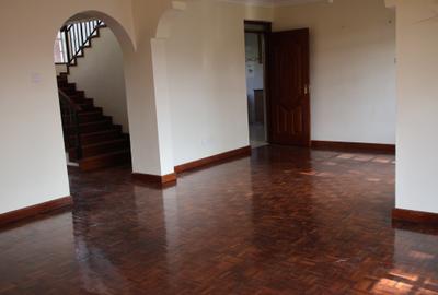 4 Bed Townhouse with En Suite in Kiambu Road