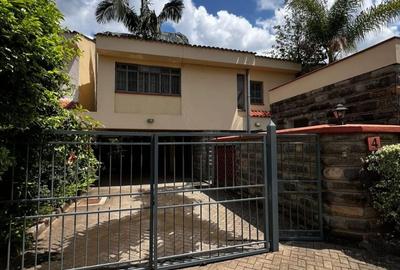 4 Bed Townhouse with En Suite in Kilimani