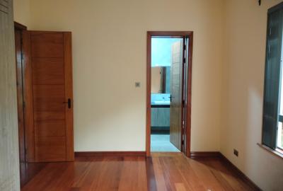3 Bed Townhouse with Staff Quarters at Few Minutes Drive To Un Headquarters