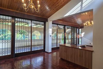 5 Bed House with En Suite in Kitisuru - 3