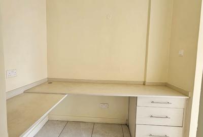 Serviced 1 Bed Apartment with En Suite in Lavington - 4