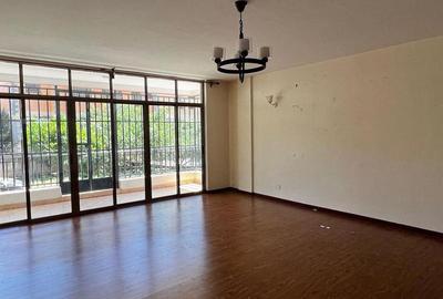 3 Bed Apartment with En Suite in Lavington