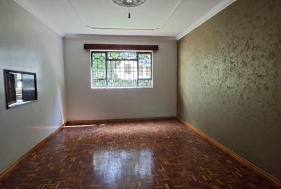 5 Bed House with Staff Quarters in Nyari - 4