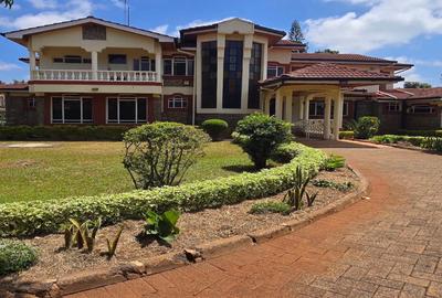 5 Bed House with En Suite in Runda