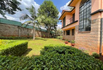 4 Bed House with En Suite in Runda - 2