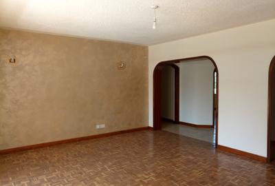 4 Bed Apartment with En Suite at Brookside