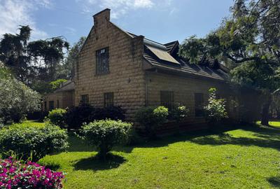 6 Bed Villa with En Suite at Hardy - 4