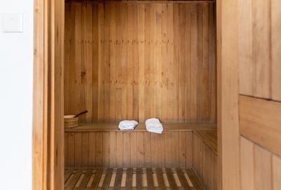 Serviced 4 Bed Apartment with En Suite at Hurlingham - 3