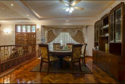 5 Bed House with En Suite in Runda - 4