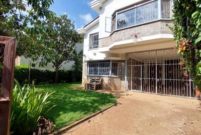 4 Bed Townhouse with En Suite in Brookside