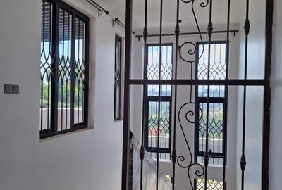 4 Bed House with En Suite in Rironi - 2