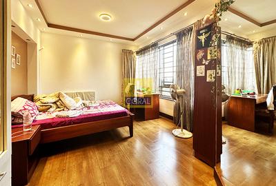 4 Bed Apartment in Parklands - 4