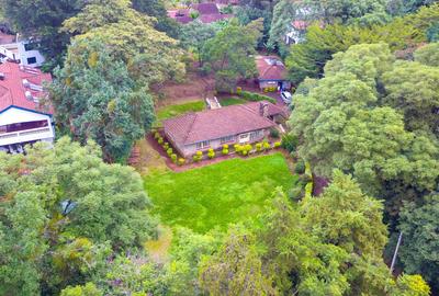 Land in Lavington