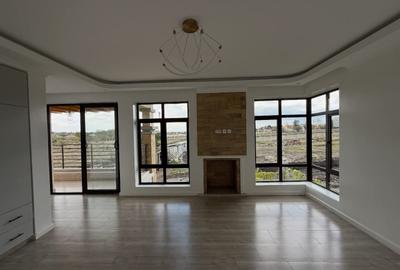 4 Bed Townhouse with En Suite at Namanga Road - 3