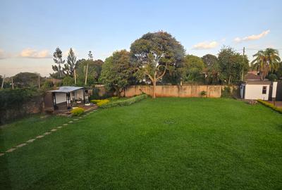 5 Bed Villa with En Suite in Runda - 2