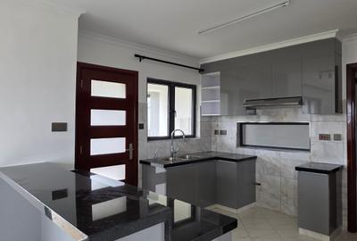 3 Bed Townhouse with En Suite at Arthiriver - 3