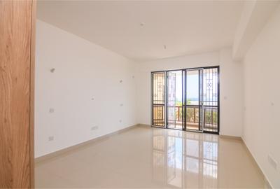 4 Bed Apartment with En Suite in Kizingo