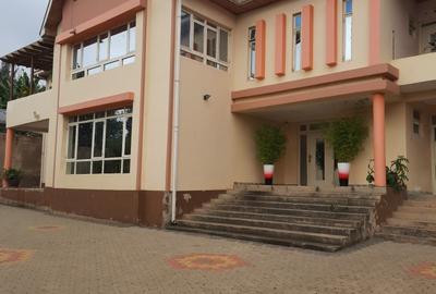 7 Bed House with En Suite in Karen