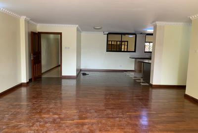 3 Bed Apartment with En Suite in Lavington